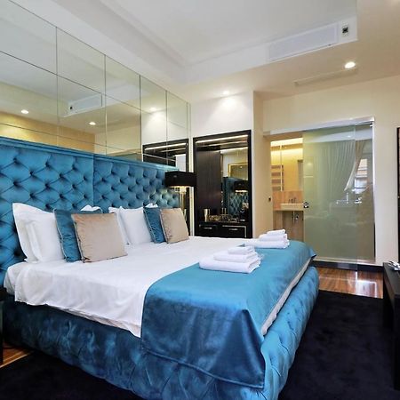 Trevi Diamond Luxury Suites & Jacuzzi Рим Экстерьер фото