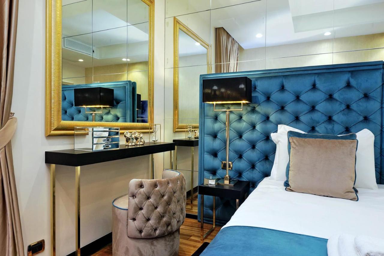Trevi Diamond Luxury Suites & Jacuzzi Рим Экстерьер фото
