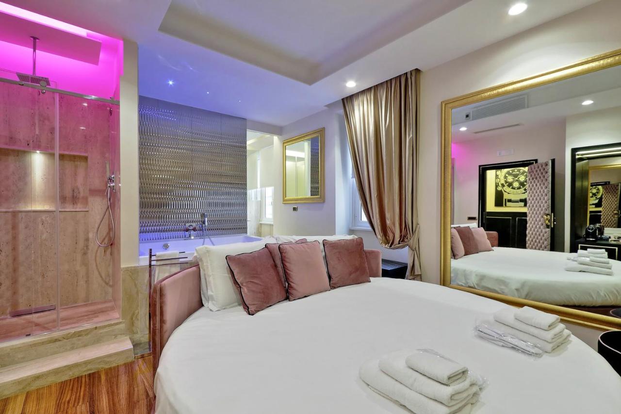 Trevi Diamond Luxury Suites & Jacuzzi Рим Экстерьер фото